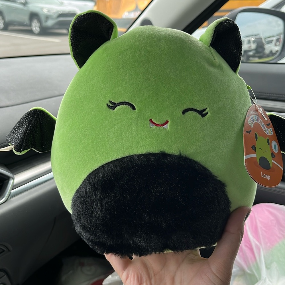 🦇 Squishmallows Leap the Green Bat with Fuzzy Black Belly Halloween 2024 NWT 8”